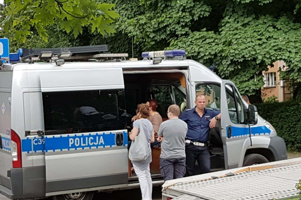 Toruń: osobówka wjechała w motocykl na Rubinkowie