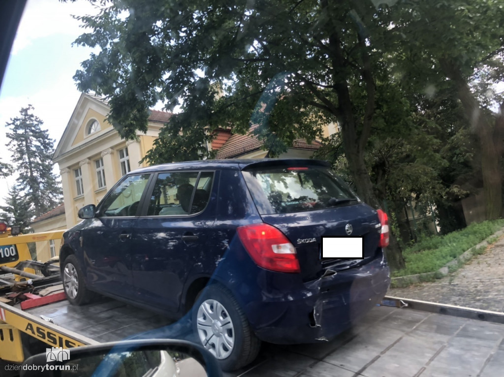 Toruń: kolizja przy ulicy Rybaki