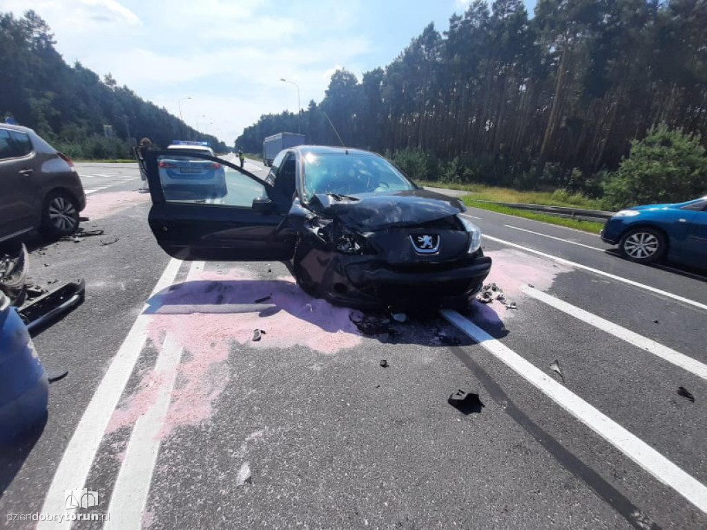 Groźny wypadek na węźle Cierpice k. Torunia