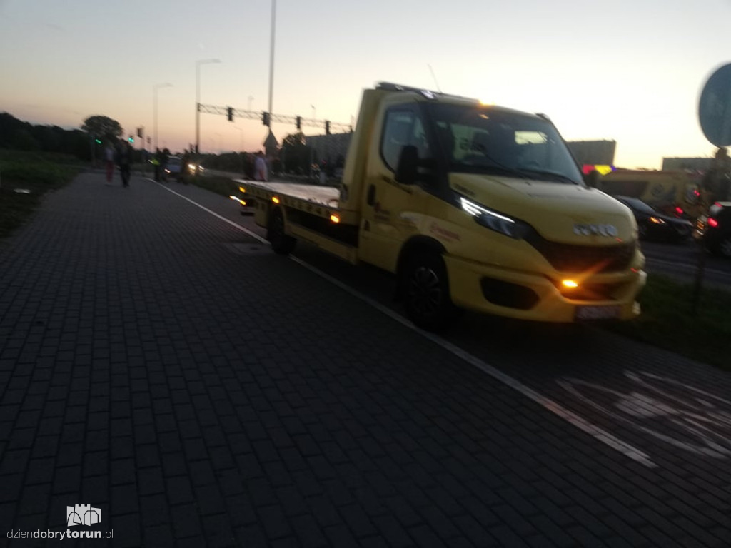 Toruń: zderzenie przy OBI na Rubinkowie