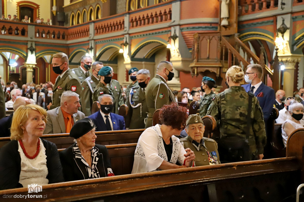 Msza święta w kościele garnizonowym w Toruniu