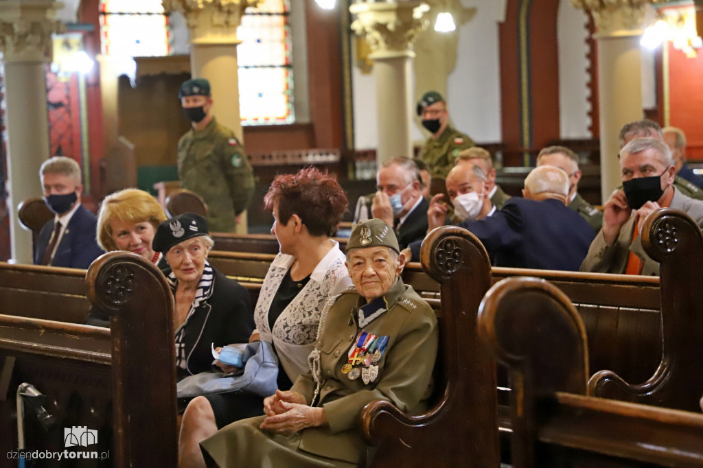 Msza święta w kościele garnizonowym w Toruniu