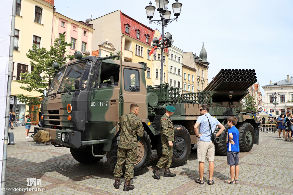 Obchody wojskowe na Rynku Nowomiejskim