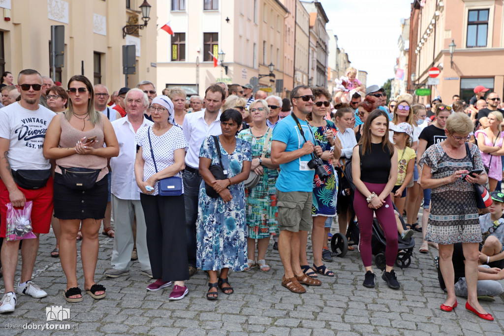 Obchody wojskowe na Rynku Nowomiejskim