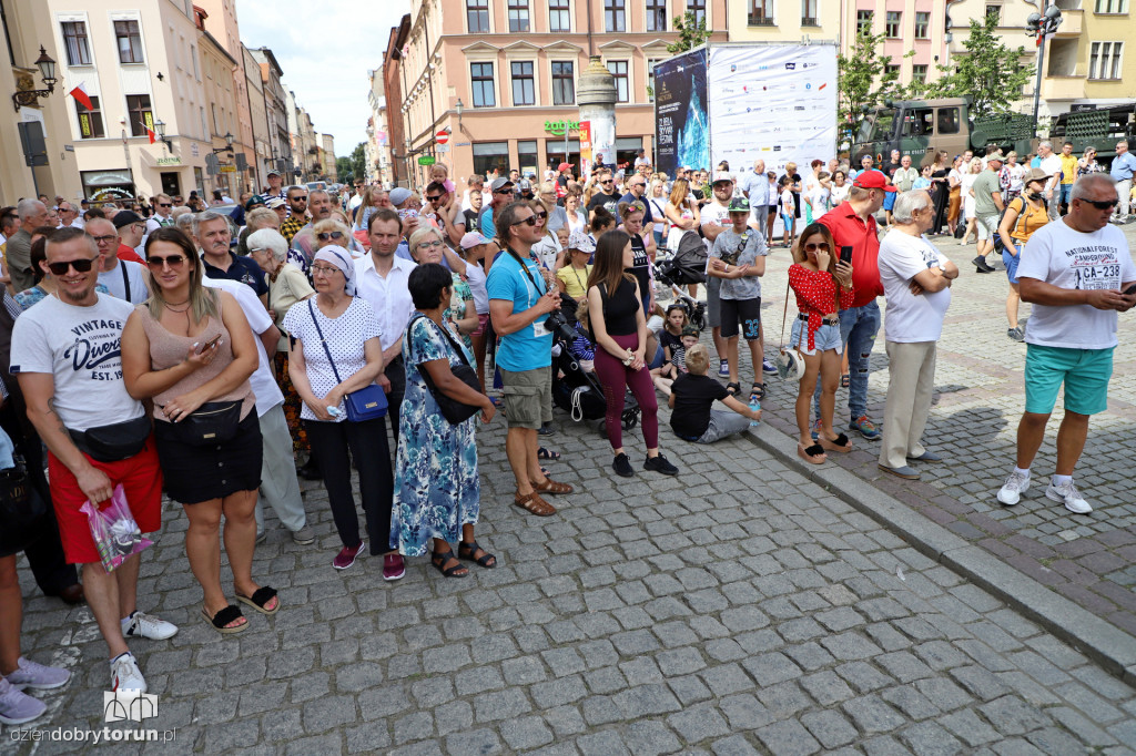 Obchody wojskowe na Rynku Nowomiejskim