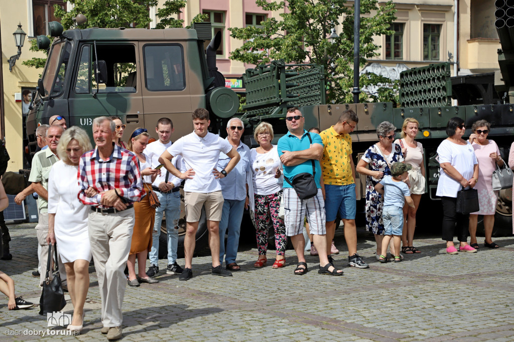 Obchody wojskowe na Rynku Nowomiejskim