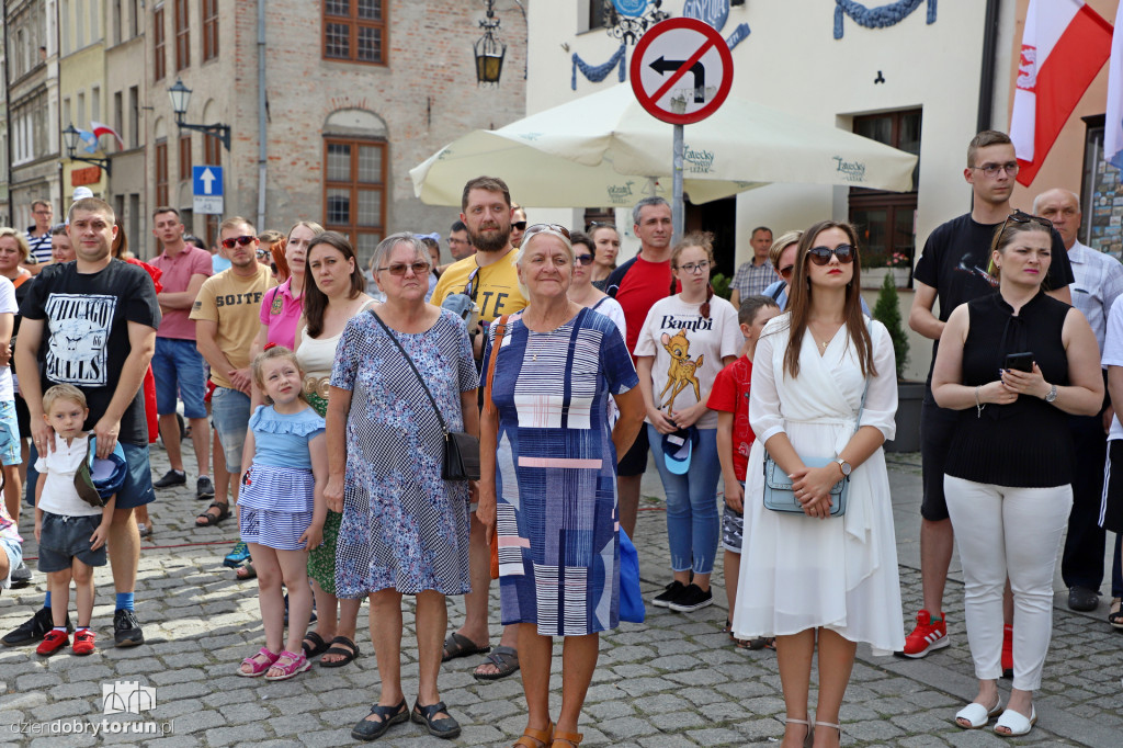 Obchody wojskowe na Rynku Nowomiejskim