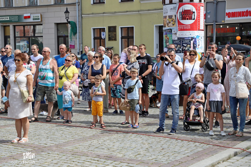 Obchody wojskowe na Rynku Nowomiejskim