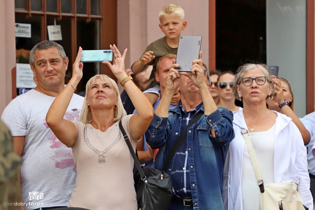 Obchody wojskowe na Rynku Nowomiejskim