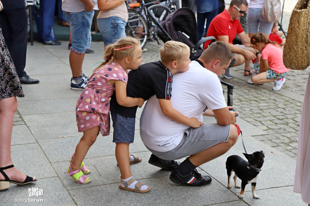 Obchody wojskowe na Rynku Nowomiejskim