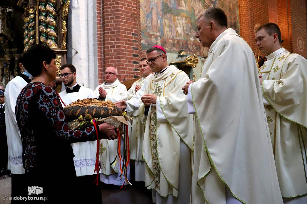 Uroczysta msza św. dożynkowa