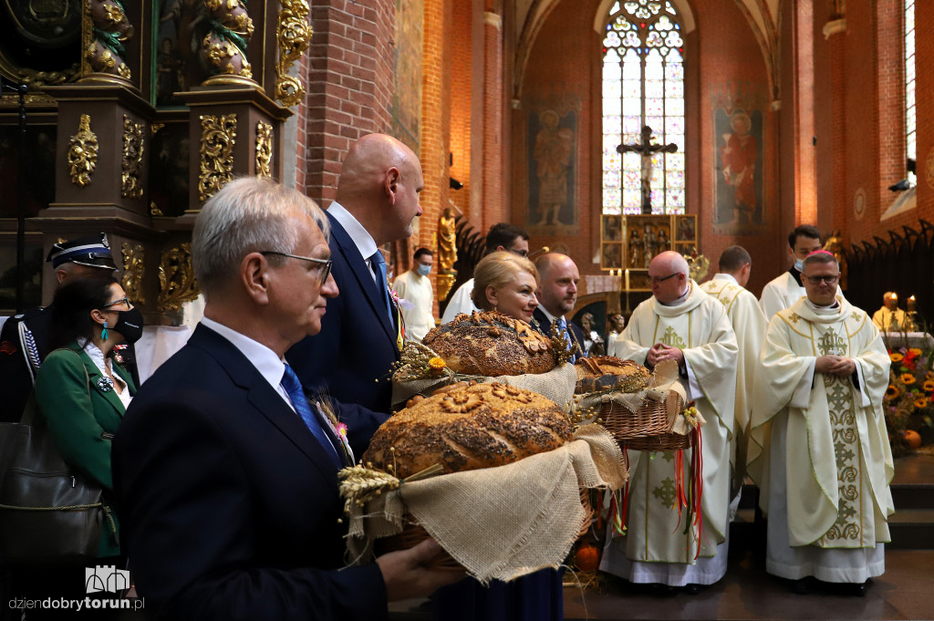 Uroczysta msza św. dożynkowa