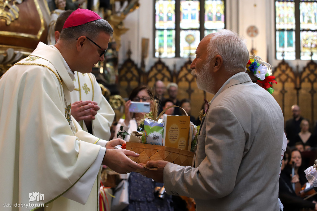 Uroczysta msza św. dożynkowa