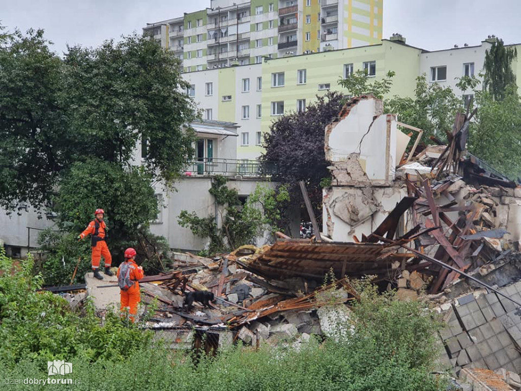 Wybuch przy Wybickiego. Trwa akcja służb