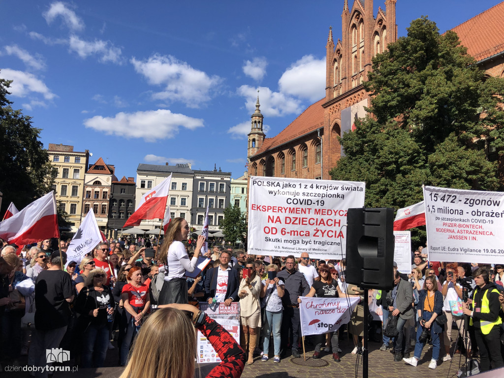 Marsz antyszczepionkowców i Konfederacji w Toruniu