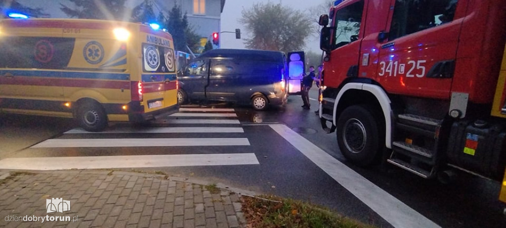 Toruń: groźna kolizja przy Legionów/Lelewela