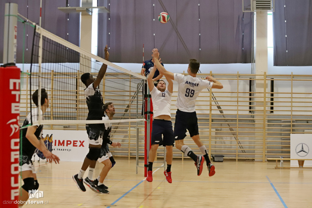 AniołyToruń 2:3 IBB Polonia London Volleyball Club