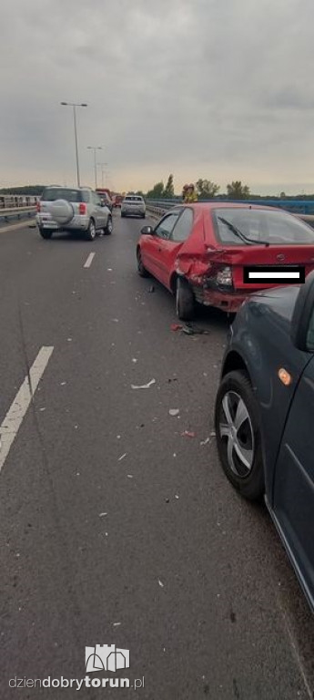 Kolizja na moście i ogromne korki w Toruniu!