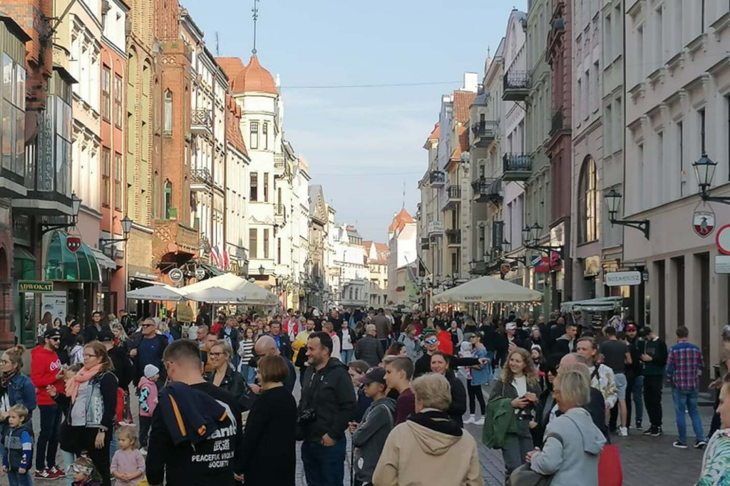Tłumy torunian i turystów na starówce!