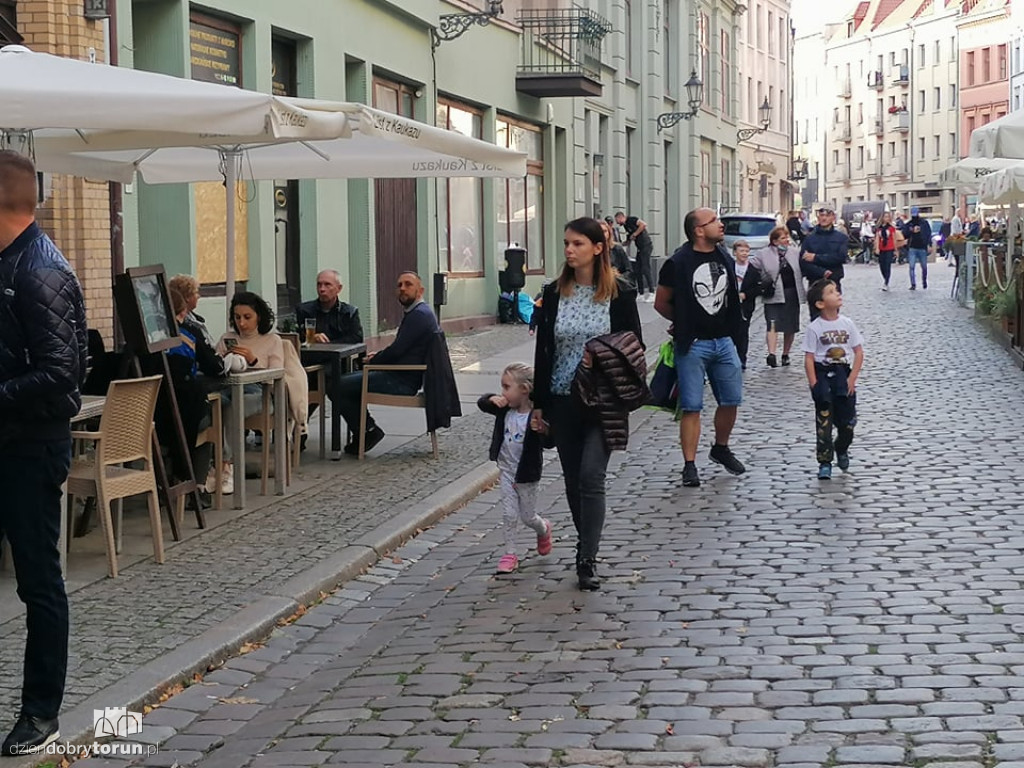 Tłumy torunian i turystów na starówce!
