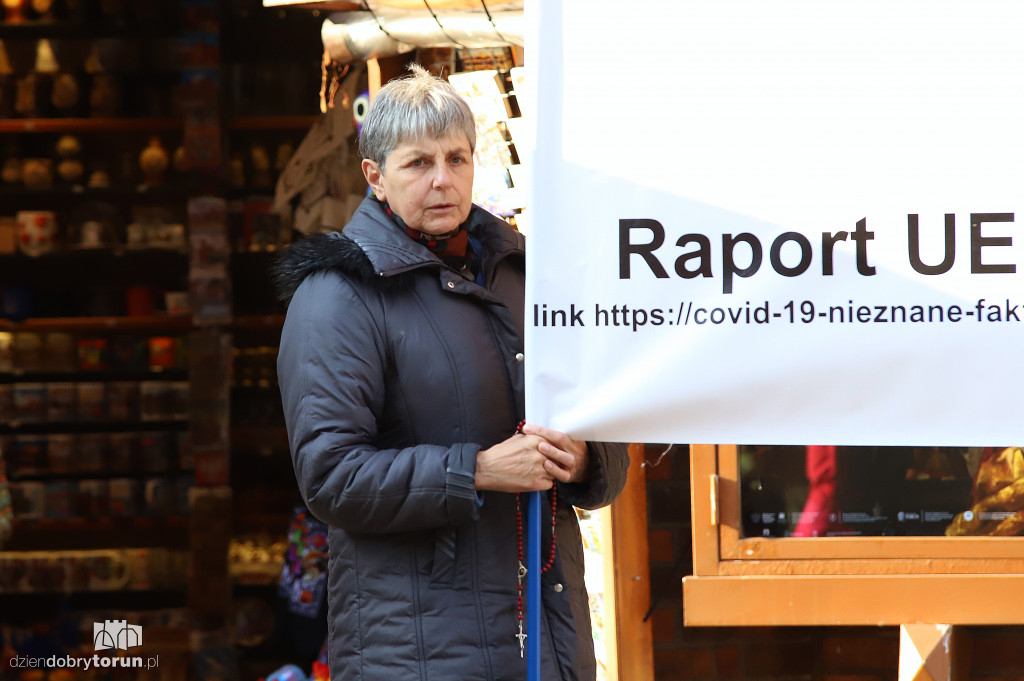 Pikieta ,,Stop eksperymentom medycznym Pfizera''