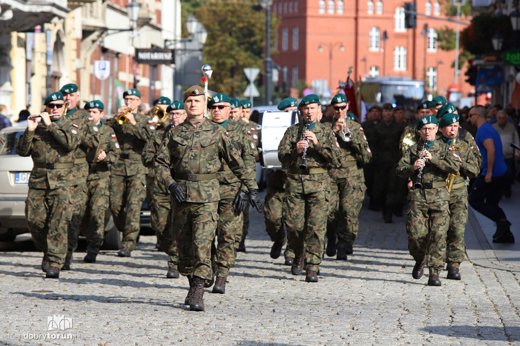 Prezentacja sztandaru Centrum Szkolenia WOT