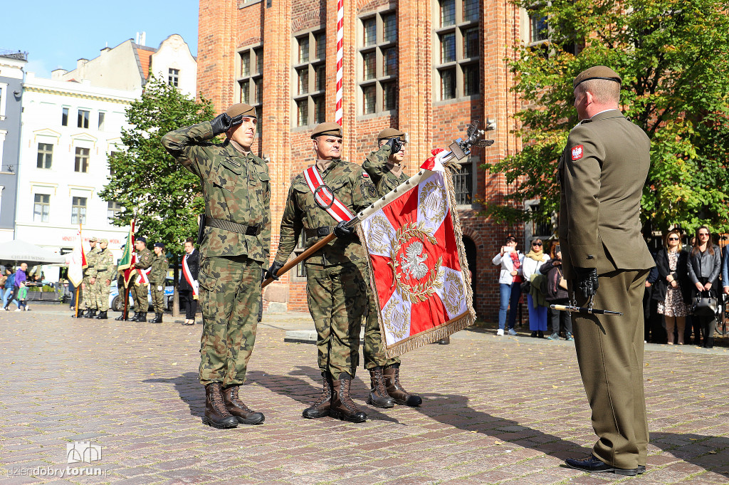 Prezentacja sztandaru Centrum Szkolenia WOT