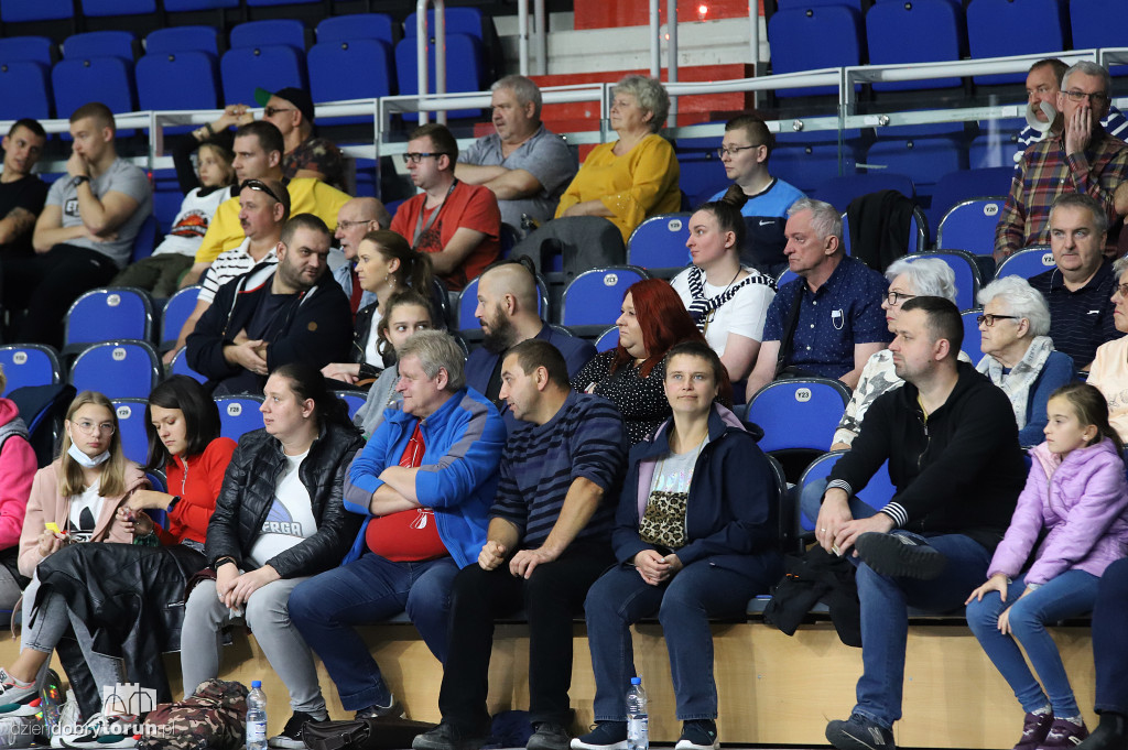 Energa Toruń 45 : 79 Basket 25 Bydgoszcz