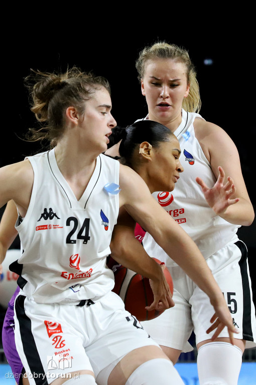 Energa Toruń 45 : 79 Basket 25 Bydgoszcz