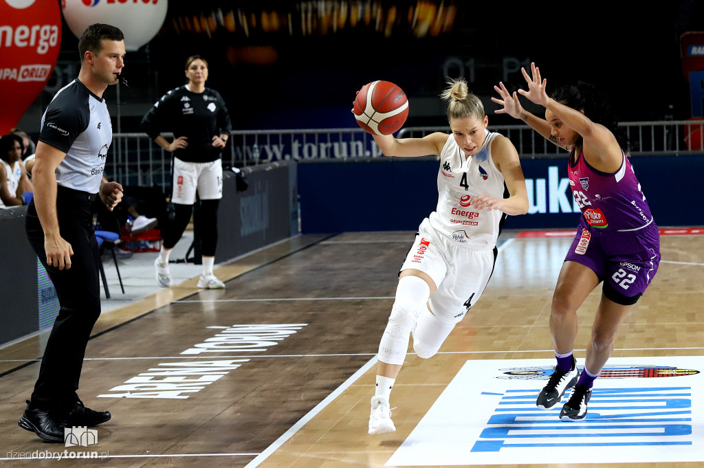 Energa Toruń 45 : 79 Basket 25 Bydgoszcz