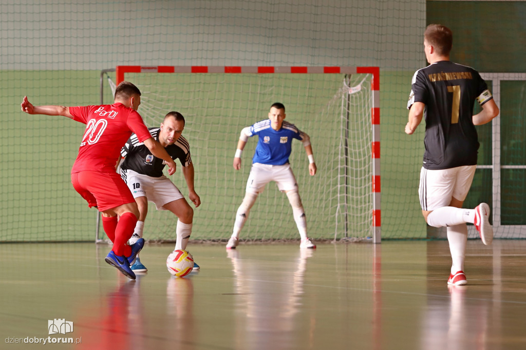 TAF Toruń 2:9 Widzew Łódź