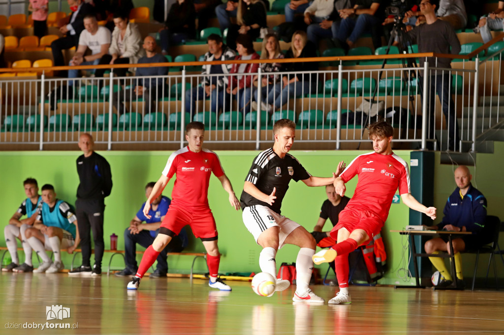 TAF Toruń 2:9 Widzew Łódź