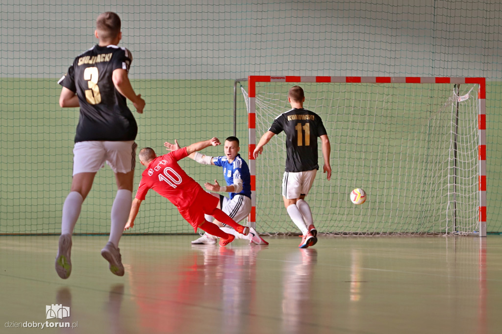 TAF Toruń 2:9 Widzew Łódź