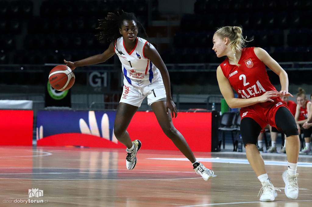 Energa Toruń 77 : 92 1KS Ślęza Wrocław