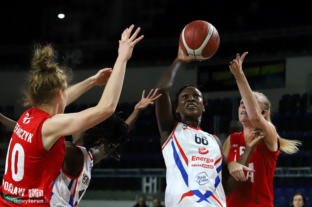 Energa Toruń 77 : 92 1KS Ślęza Wrocław