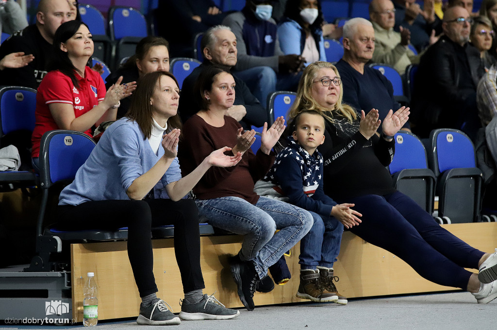 Energa Toruń 77 : 92 1KS Ślęza Wrocław