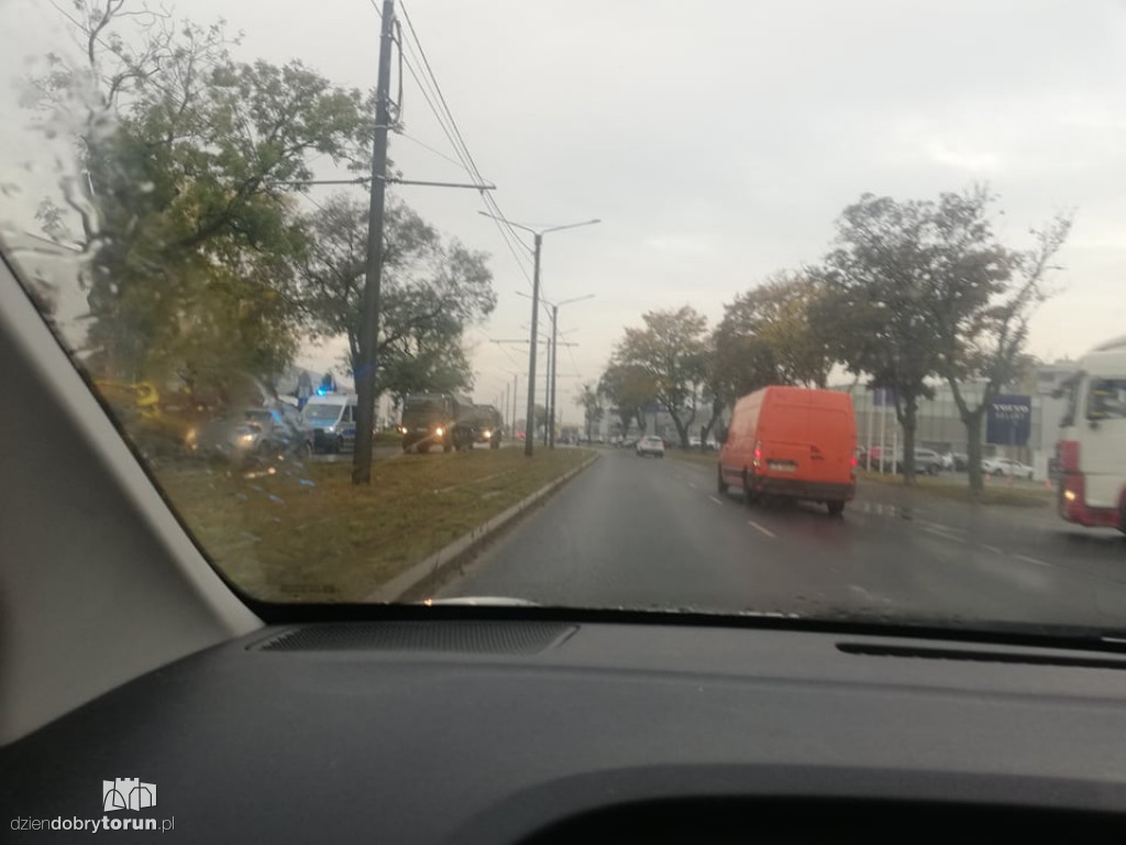 Toruń: kolizja przy Szosie Lubickiej