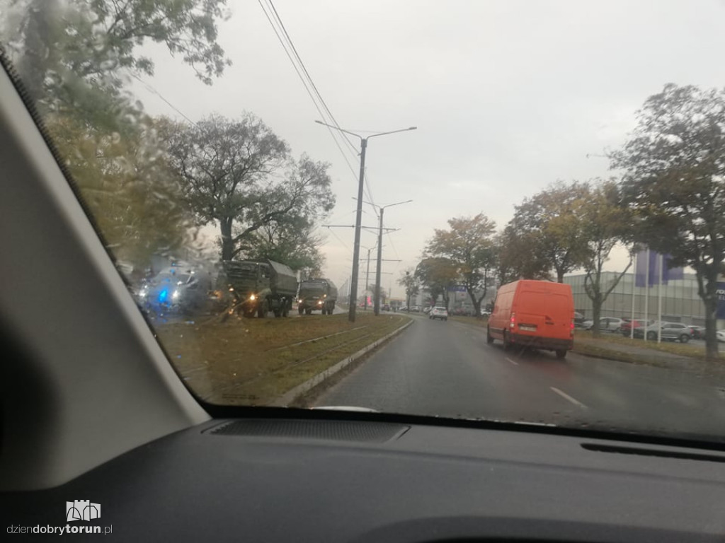 Toruń: kolizja przy Szosie Lubickiej