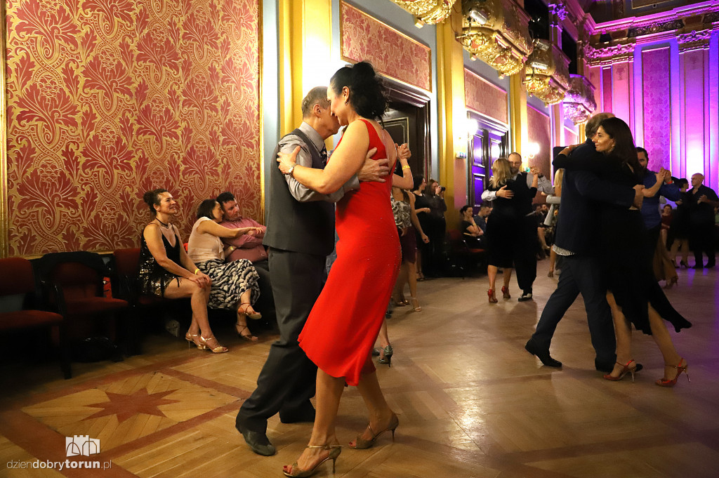 Milonga piernikowa jesień w Dworze Artusa
