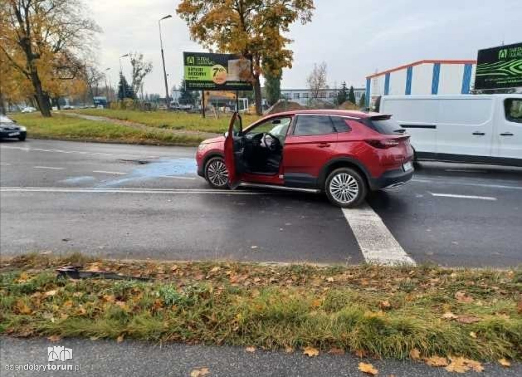 Toruń: kolizja przy Mlecznej/Chrobrego