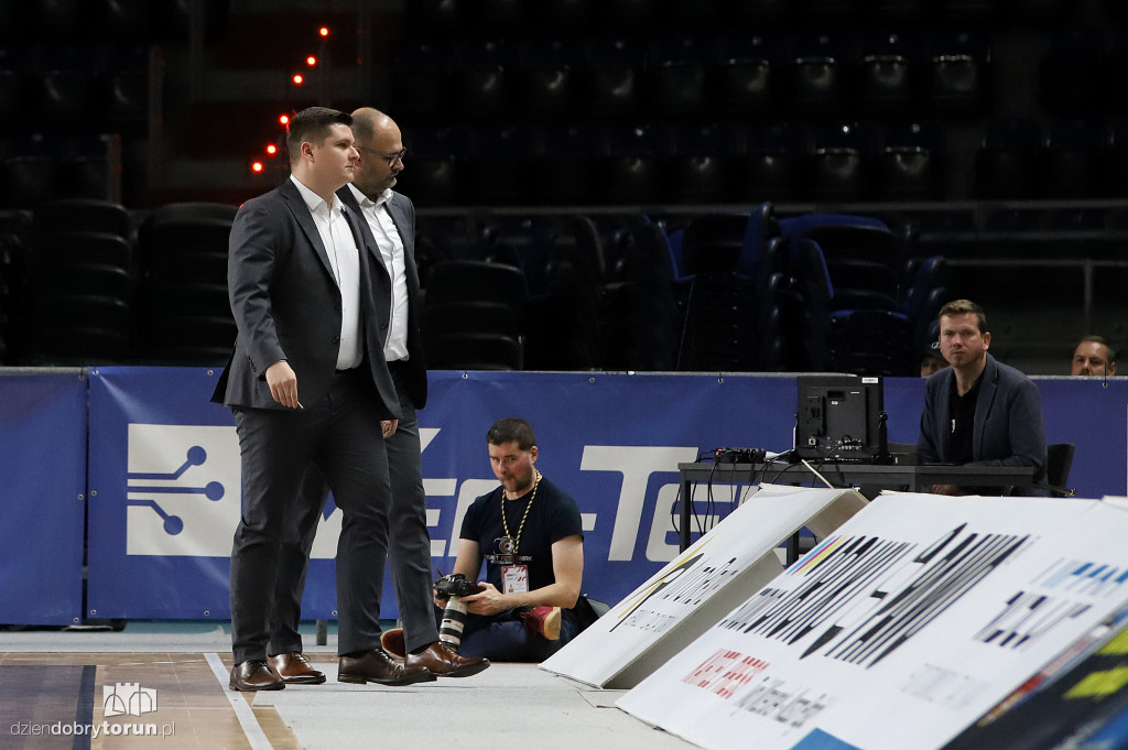 Twarde Pierniki wygrywają w Arenie Toruń