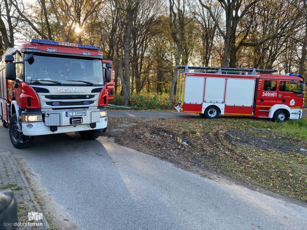 Lulkowo k. Torunia: pożar budynków gospodarczych