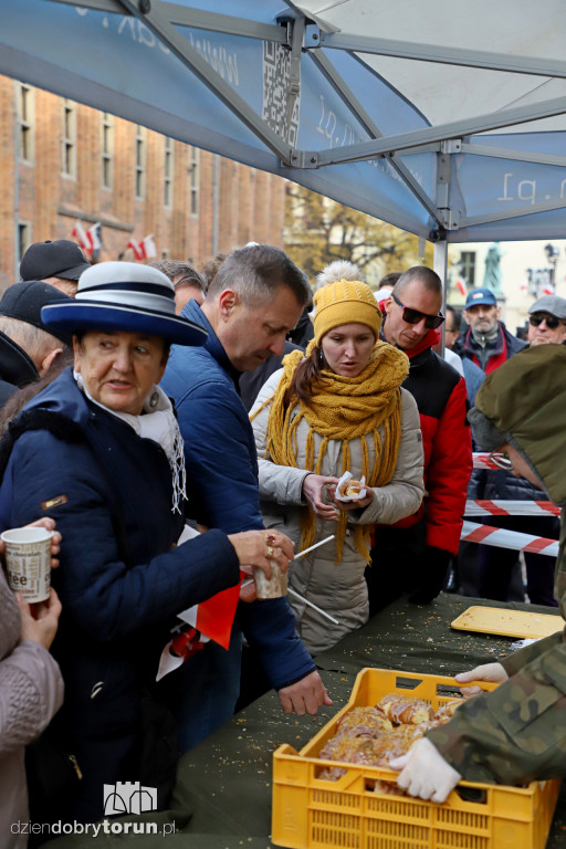 Piknik Niepodległościowy na Rynku Staromiejskim