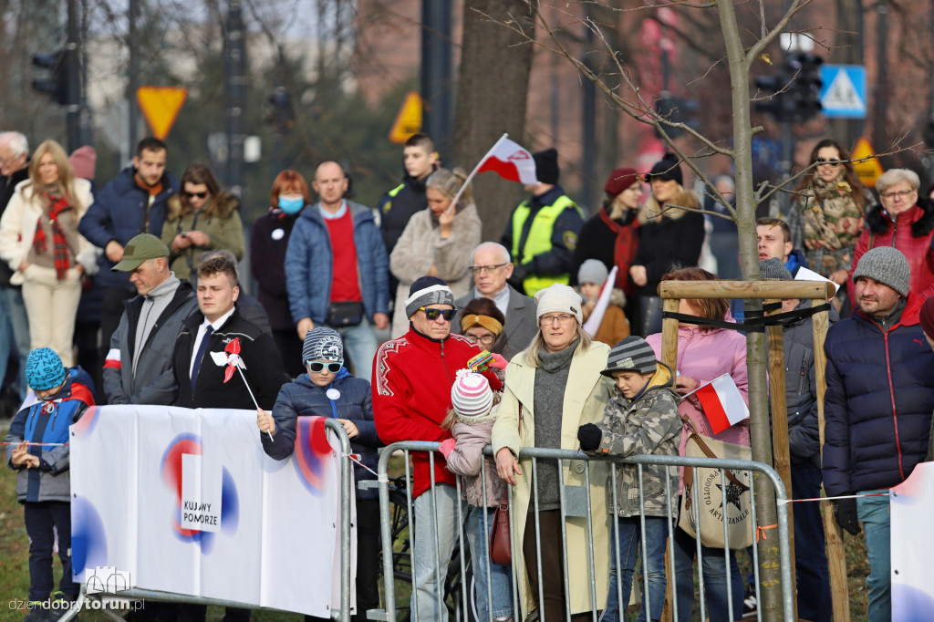 Uroczystość pod pomnikiem Józefa Piłsudskiego