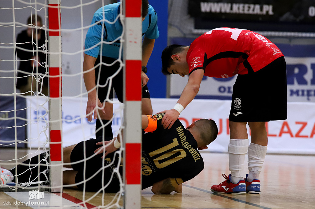 FC Reiter Toruń 2 : 1Lsss Team Lębork