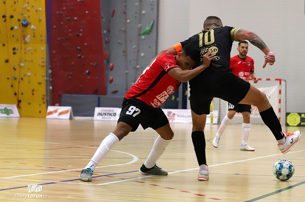 FC Reiter Toruń 2 : 1Lsss Team Lębork