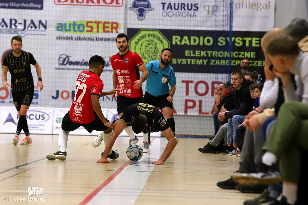 FC Reiter Toruń 2 : 1Lsss Team Lębork