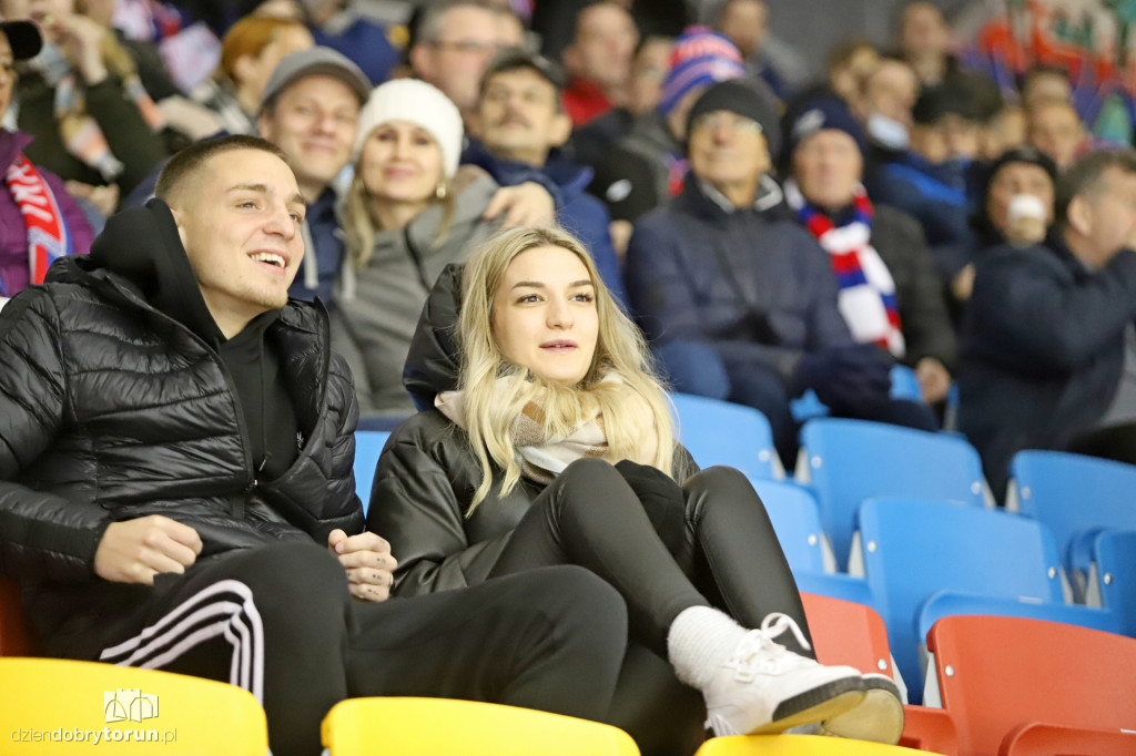 KH Energa Toruń 4:3 Ciarko STS Sanok