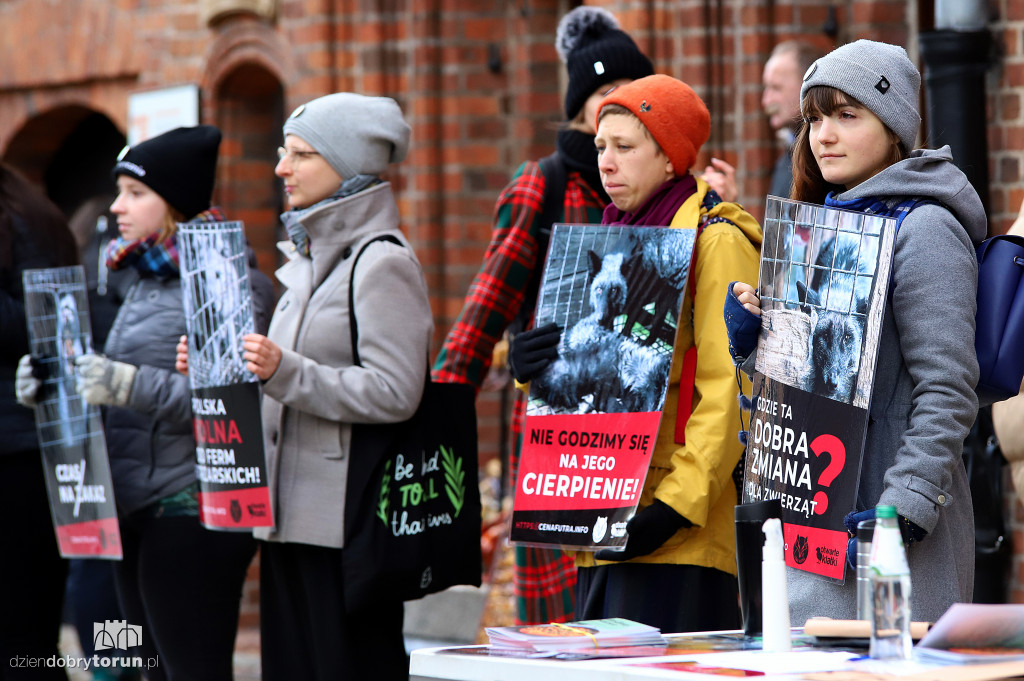 Dość hodowli zwierząt na futra - protest