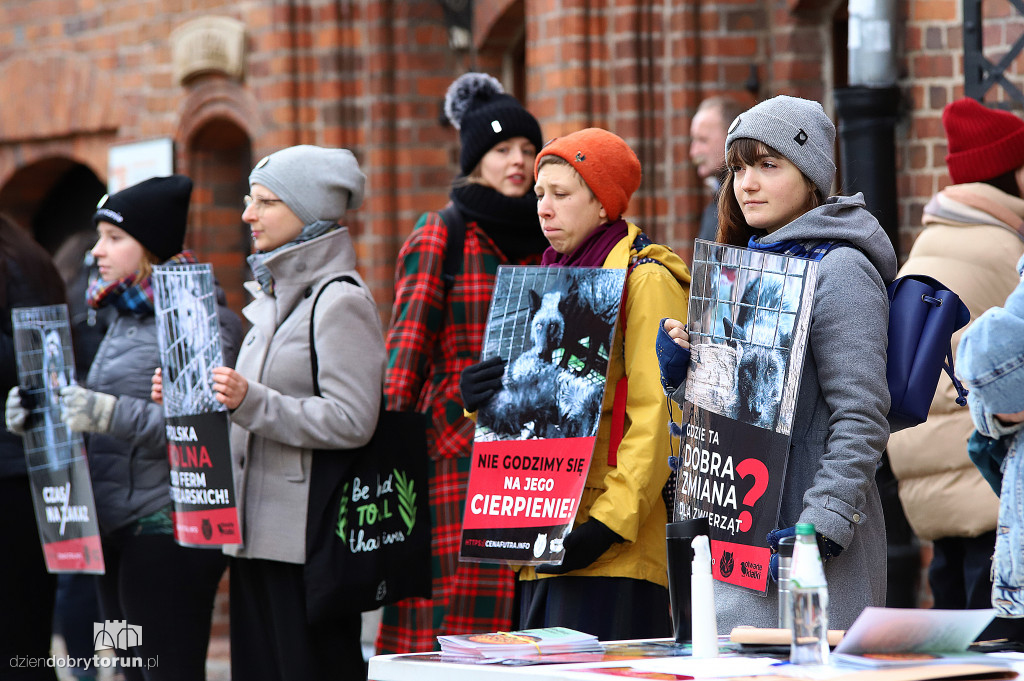 Dość hodowli zwierząt na futra - protest